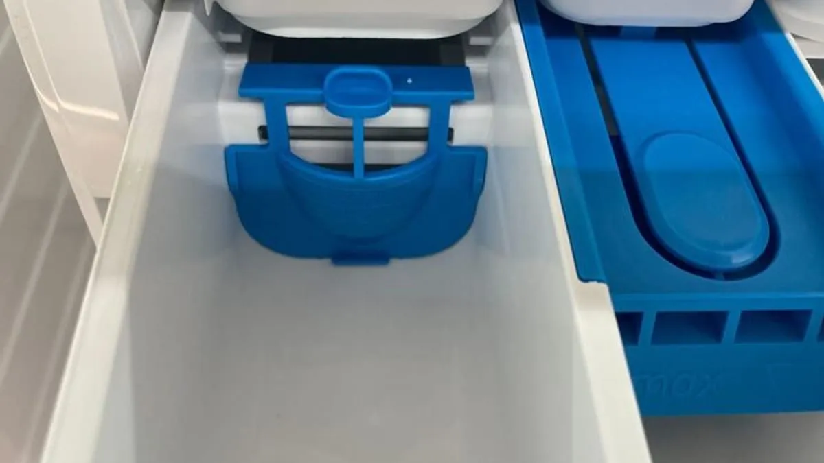 En liten klaff i många tvättmaskiner som sparar pengar